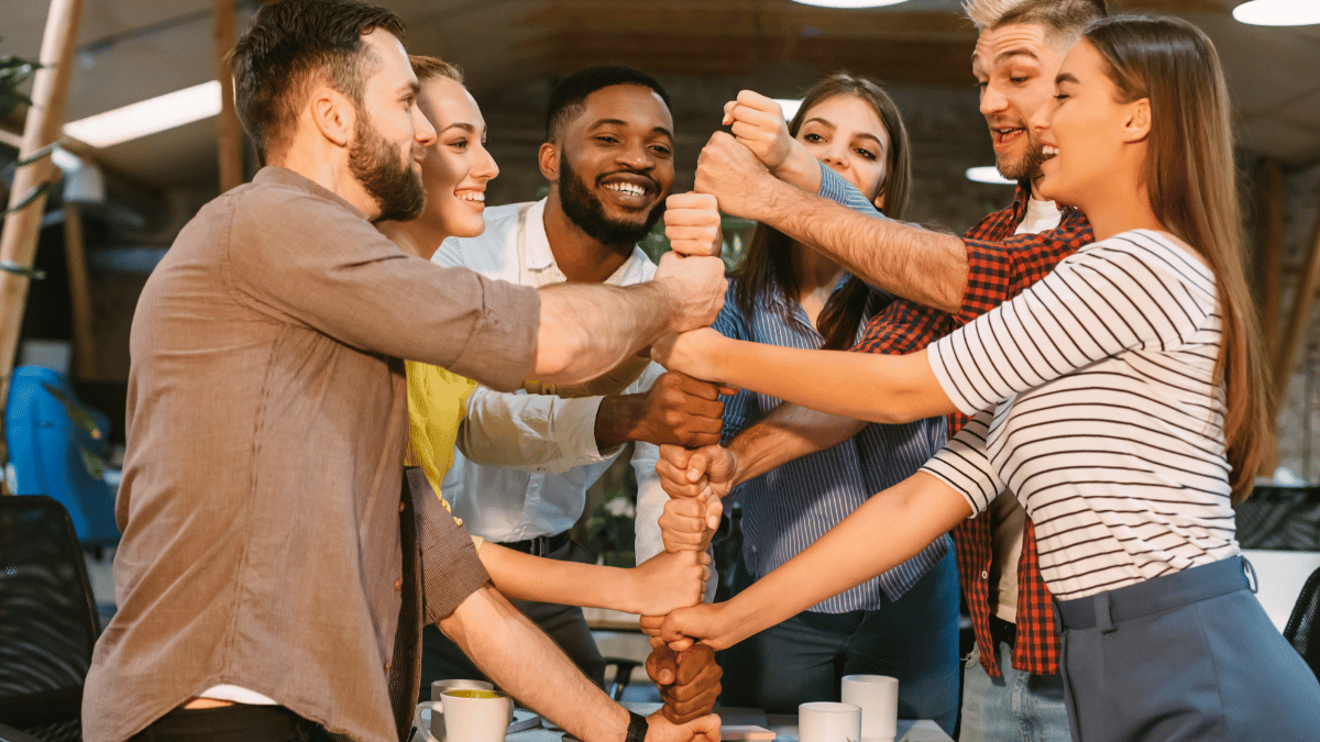 Team Building Nedir? Amaçları, Türleri ve Şirketlere Faydaları
